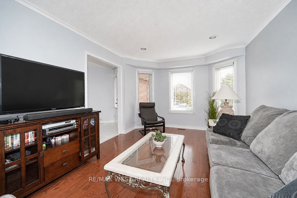 24 Royal Valley Drive, Caledon, ON L7C 1B2 6