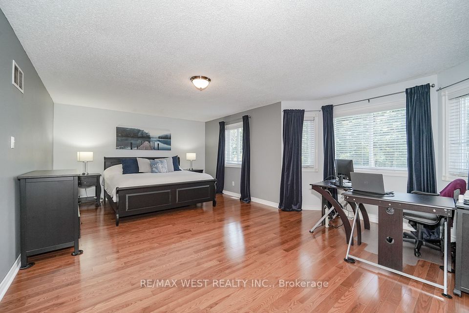 24 Royal Valley Drive, Caledon, ON L7C 1B2 8