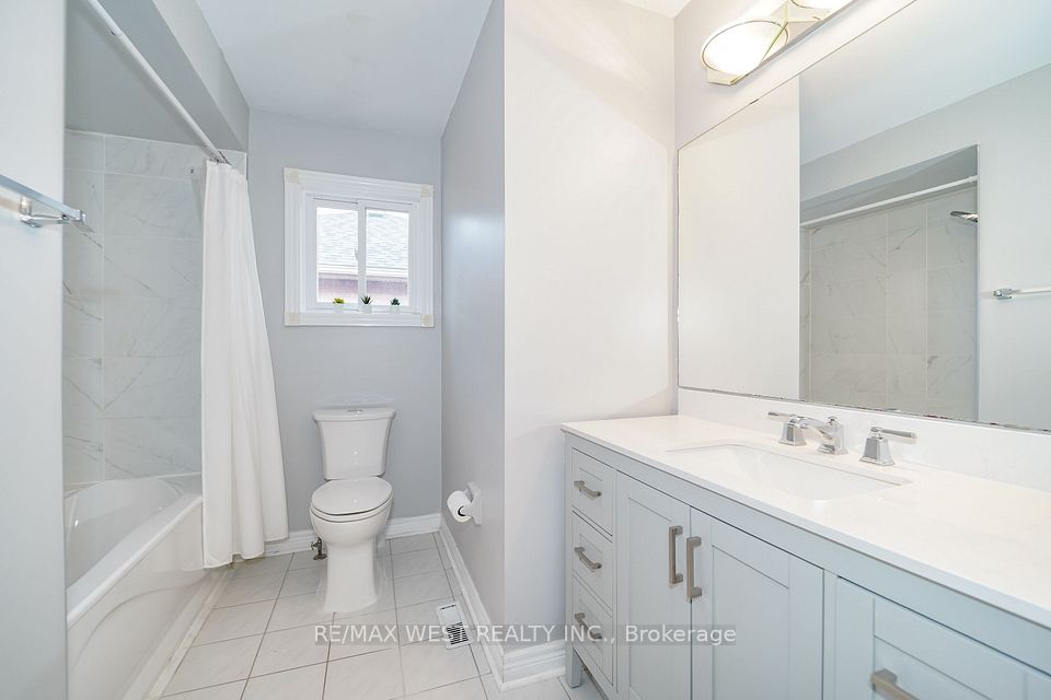 24 Royal Valley Drive, Caledon, ON L7C 1B2 11