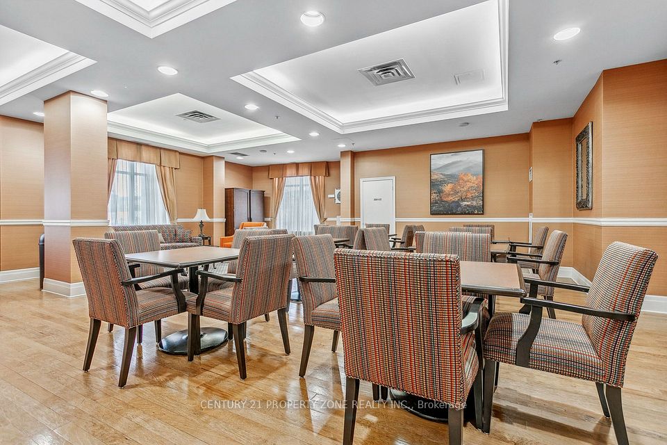 350 Princess Royal Drive 103, Mississauga, ON L5B 4N1 23