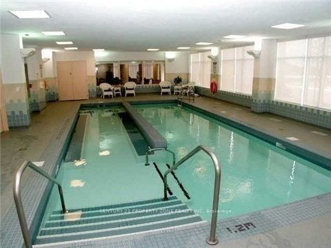 350 Princess Royal Drive 103, Mississauga, ON L5B 4N1 25