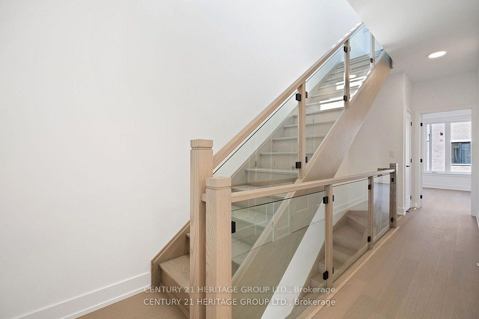 55 Lou Parsons Way 94, Mississauga, ON L5H 0B2 11