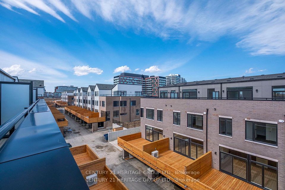 55 Lou Parsons Way 94, Mississauga, ON L5H 0B2 19
