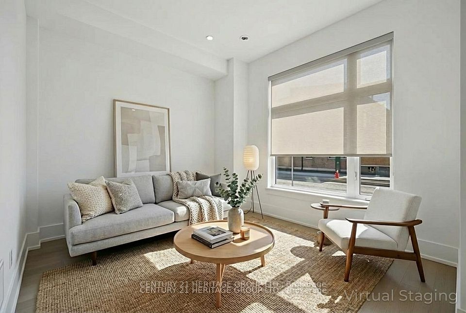 55 Lou Parsons Way 94, Mississauga, ON L5H 0B2 2