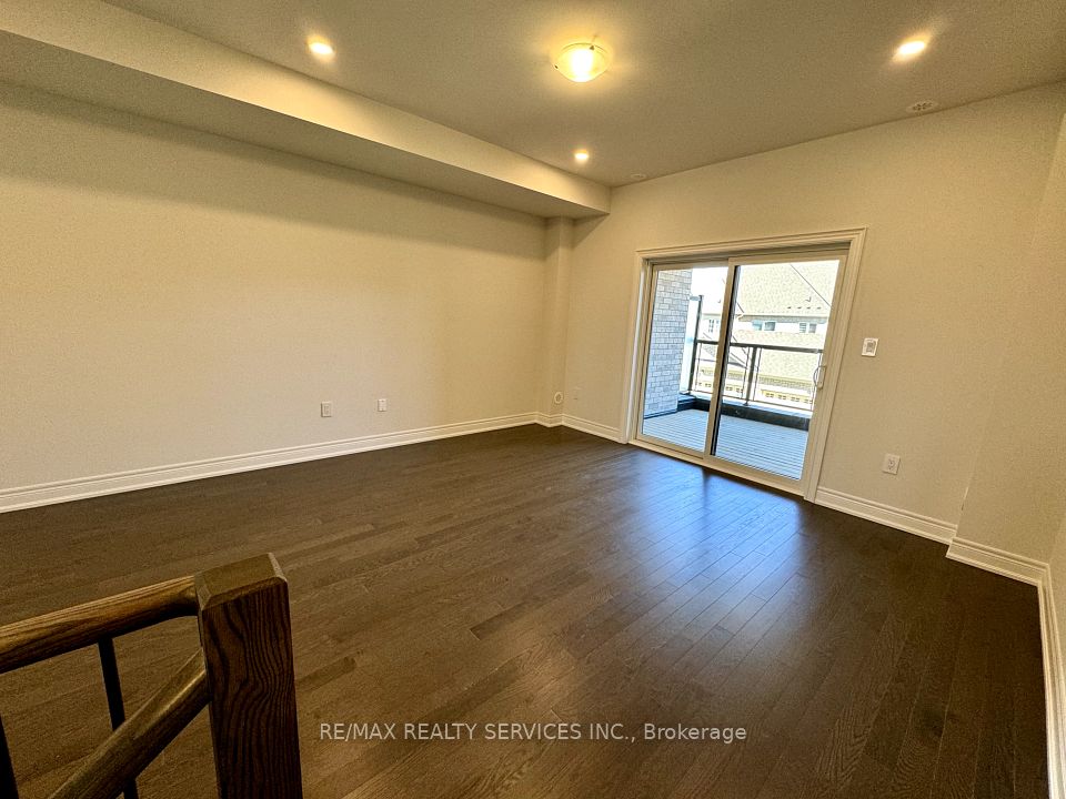 385 Inspire Boulevard, Brampton, ON L6R 4E4 13