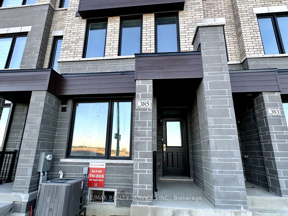 385 Inspire Boulevard, Brampton, ON L6R 4E4 2