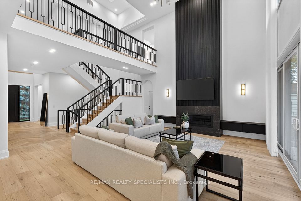 431 Seaton Drive, Oakville, ON L6L 3Y3 23
