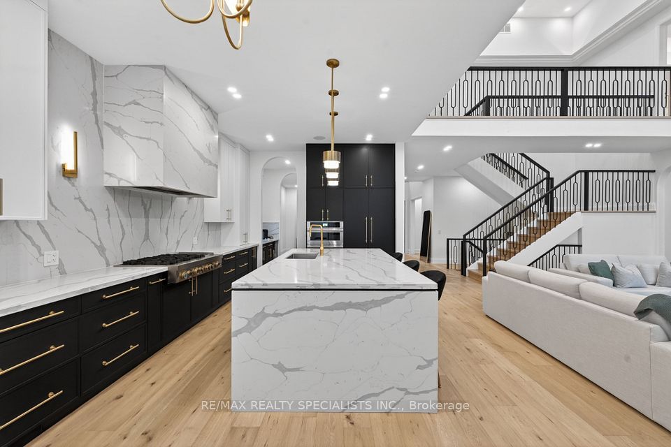 431 Seaton Drive, Oakville, ON L6L 3Y3 25