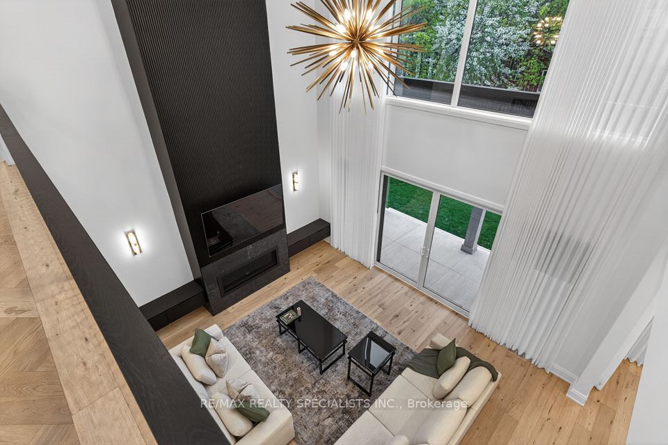 431 Seaton Drive, Oakville, ON L6L 3Y3 8