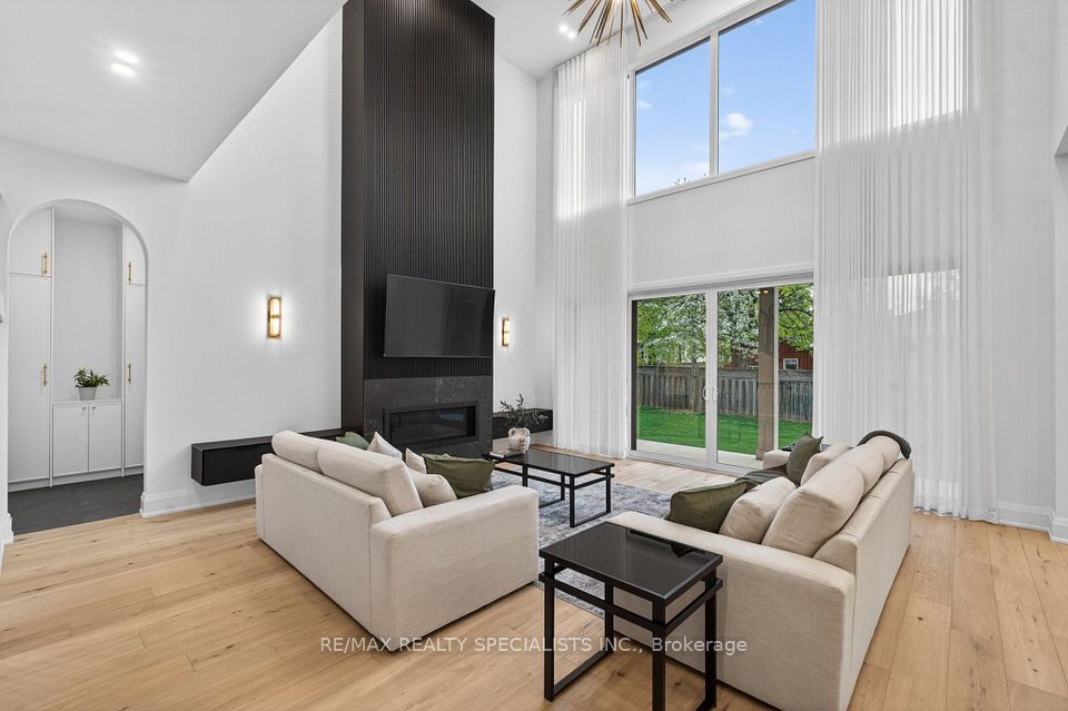 431 Seaton Drive, Oakville, ON L6L 3Y3 22