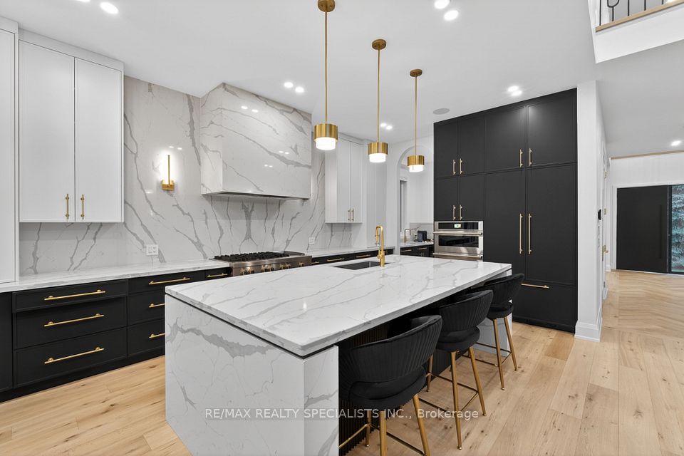 431 Seaton Drive, Oakville, ON L6L 3Y3 9