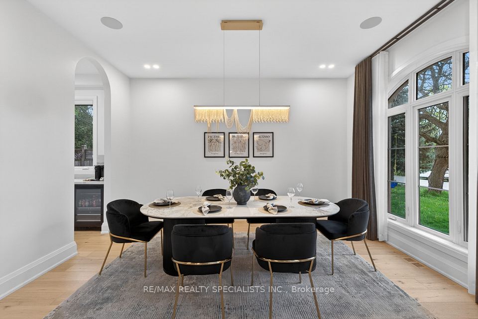 431 Seaton Drive, Oakville, ON L6L 3Y3 4