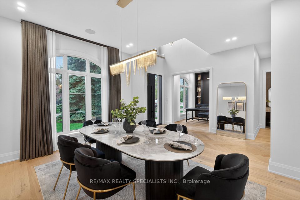 431 Seaton Drive, Oakville, ON L6L 3Y3 5