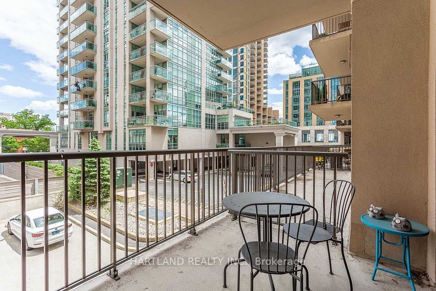 399 Elizabeth Street 209, Burlington, ON L7R 0A4 8