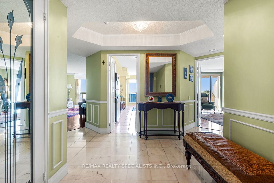 1800 The Collegeway 1211, Mississauga, ON L5L 5S4 4