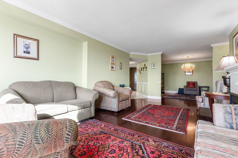 1800 The Collegeway 1211, Mississauga, ON L5L 5S4 8
