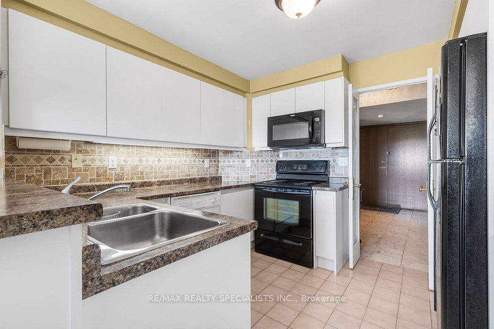 1800 The Collegeway 1211, Mississauga, ON L5L 5S4 13