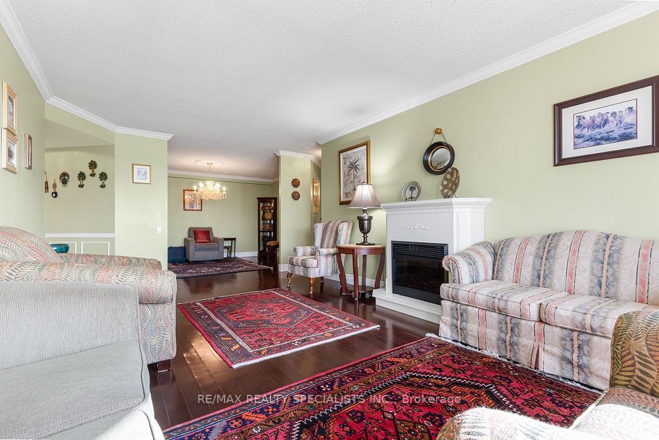 1800 The Collegeway 1211, Mississauga, ON L5L 5S4 9