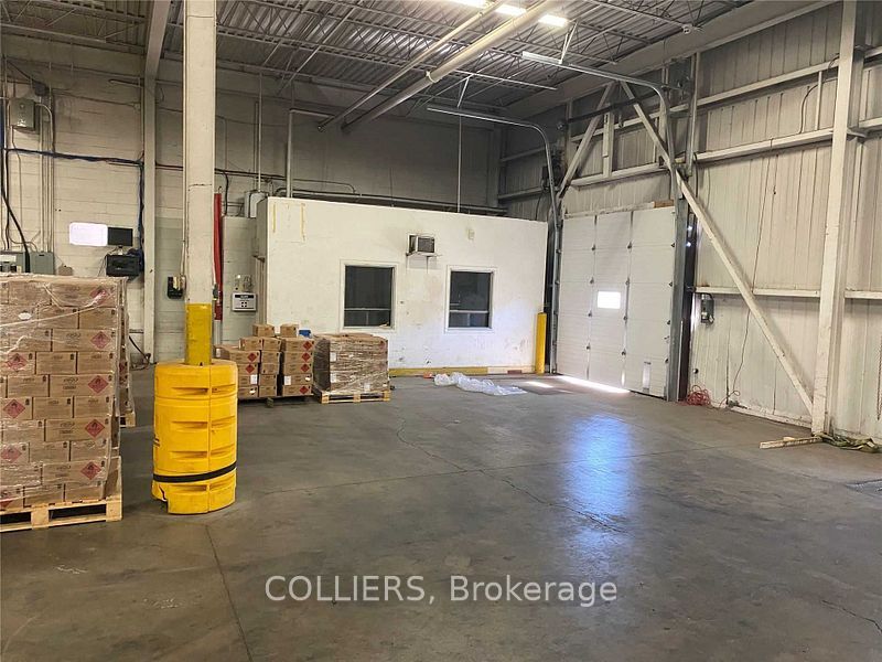 5 Copper Drive A, Brampton, ON L6T 4W5 4