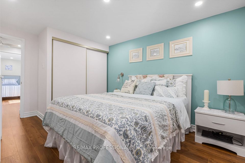 11 Grand Rapids Square, Brampton, ON L6S 2H9 16