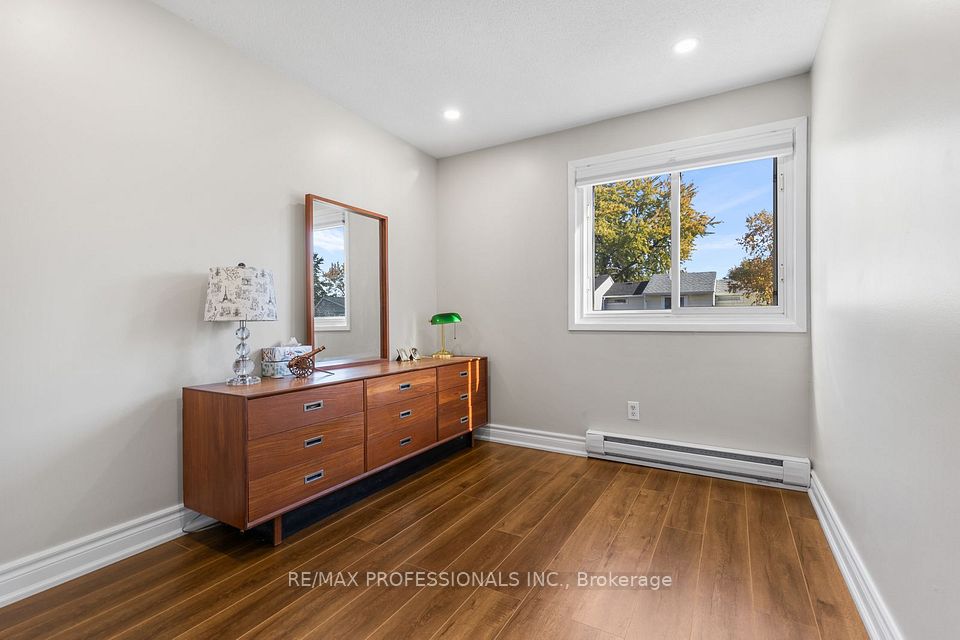 11 Grand Rapids Square, Brampton, ON L6S 2H9 20