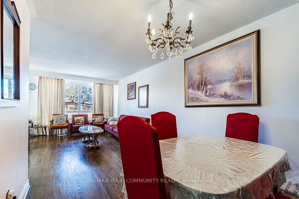 3696 Woodruff Crescent, Mississauga, ON L4T 1T9 10