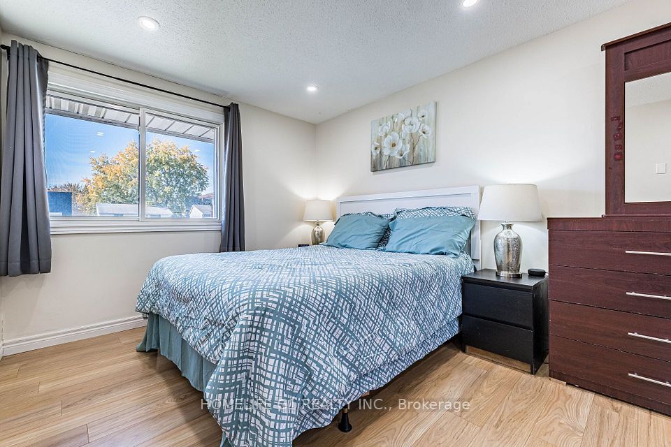 35 Greenbush Court, Brampton, ON L6S 2K2 21