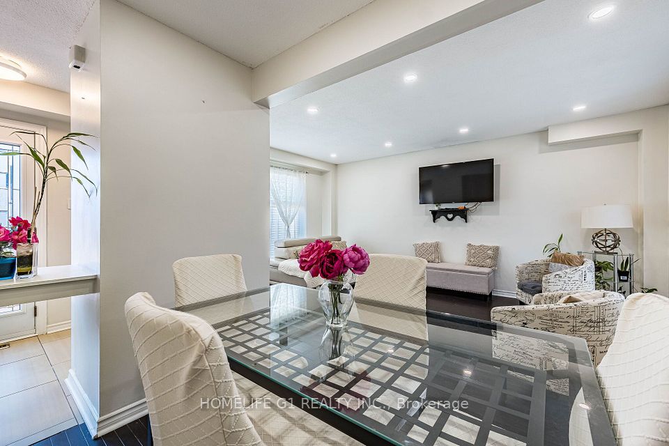 35 Greenbush Court, Brampton, ON L6S 2K2 11
