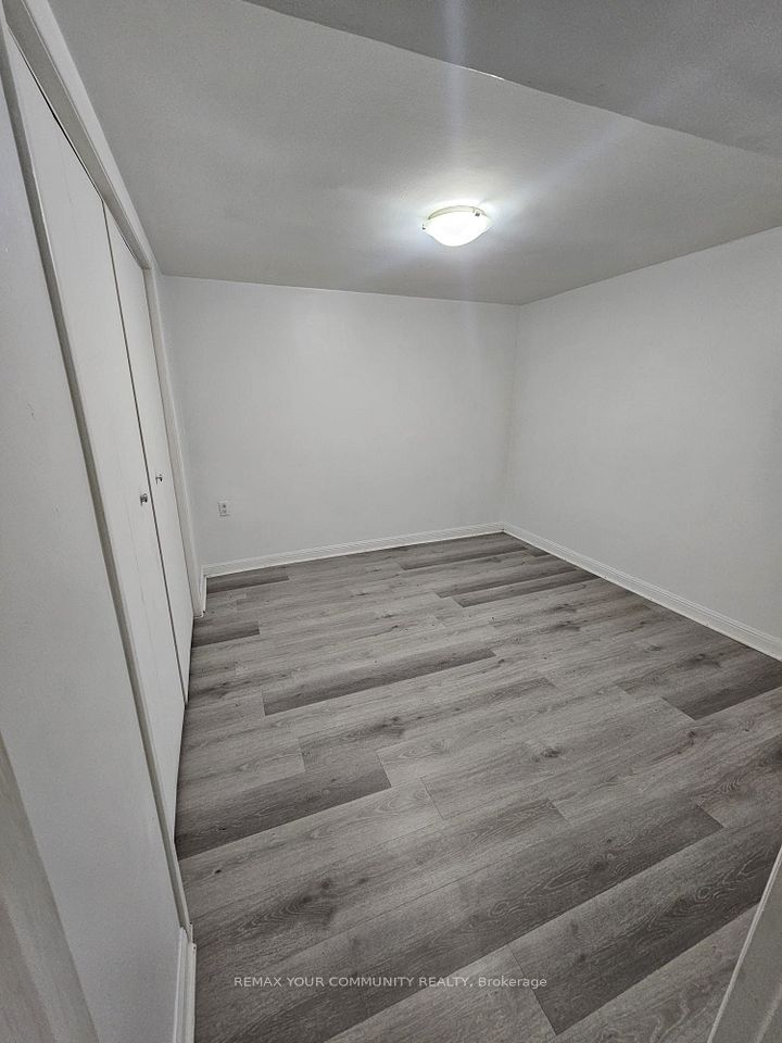 12 Curtis Drive Basement, Brampton, ON L6Y 2J4 6