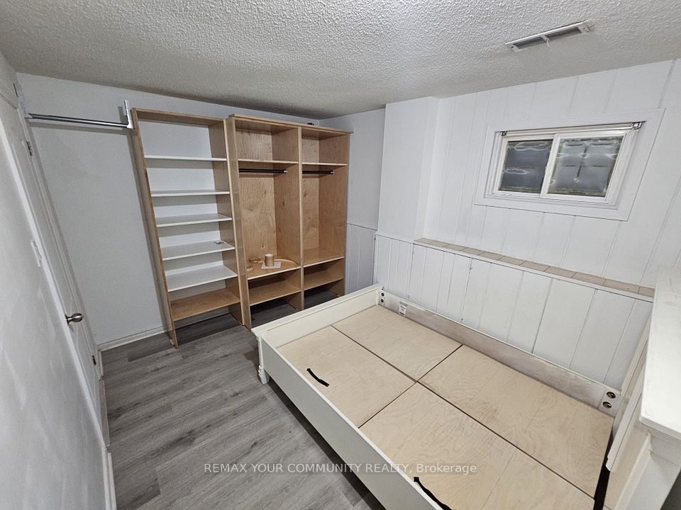 12 Curtis Drive Basement, Brampton, ON L6Y 2J4 9