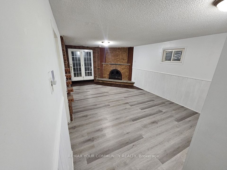 12 Curtis Drive Basement, Brampton, ON L6Y 2J4 4