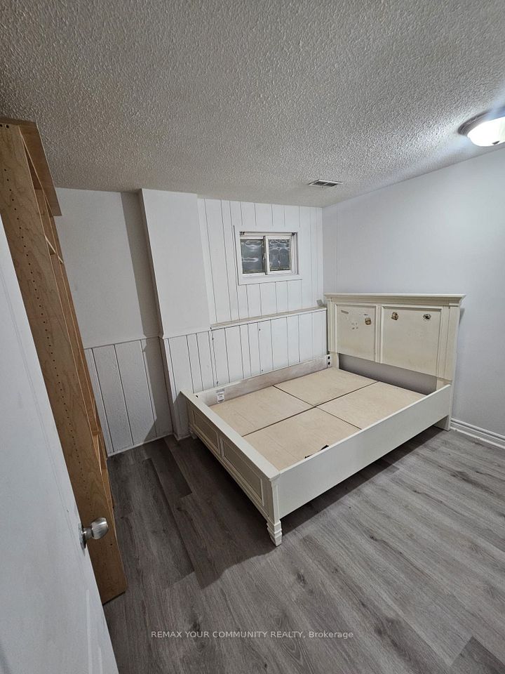 12 Curtis Drive Basement, Brampton, ON L6Y 2J4 8
