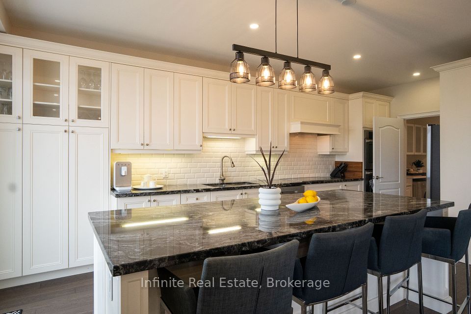 44 Fawnridge Road, Caledon, ON L7C 3T9 3