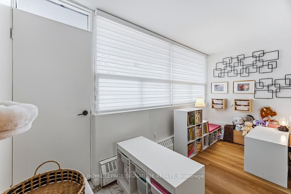 2263 Marine Drive 1203, Oakville, ON L6L 5K1 15
