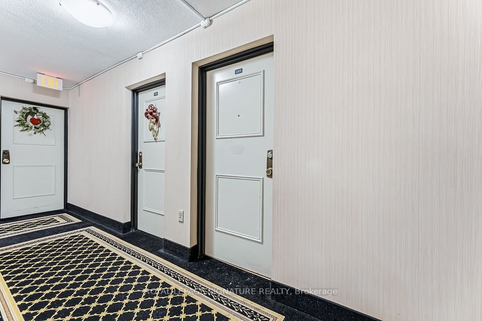 2263 Marine Drive 1203, Oakville, ON L6L 5K1 5