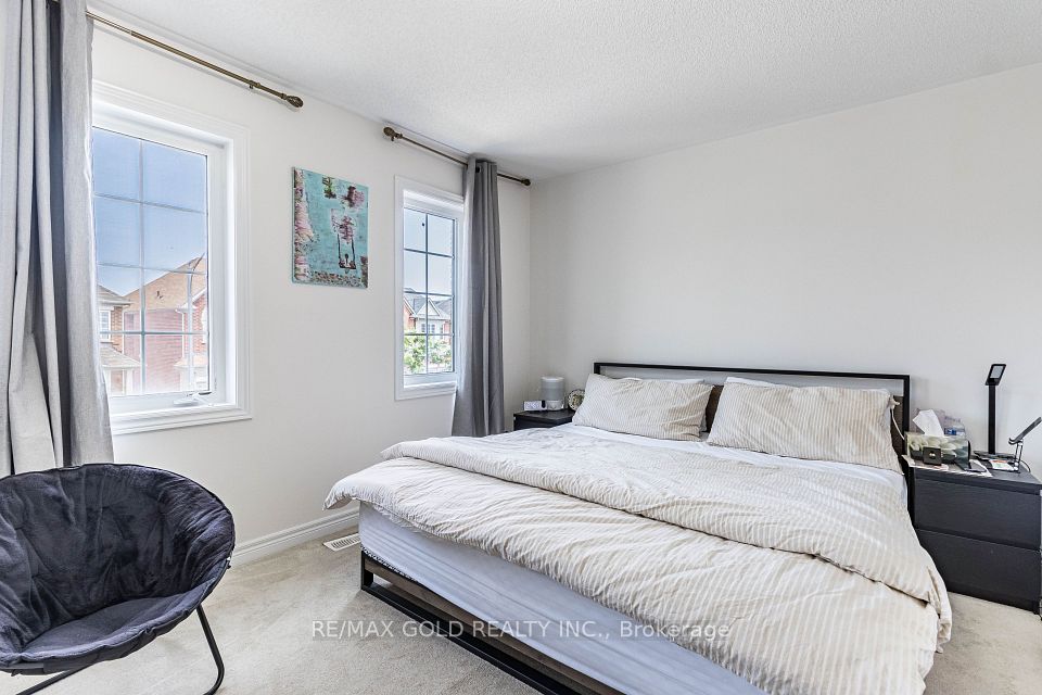 110 Banbridge Crescent, Brampton, ON L6X 5M2 19