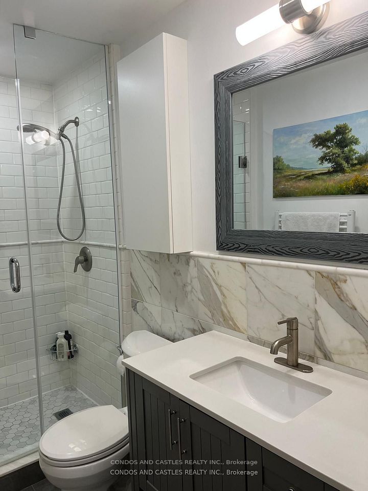 203 Fern Avenue, Toronto, ON M6R 1K5 16