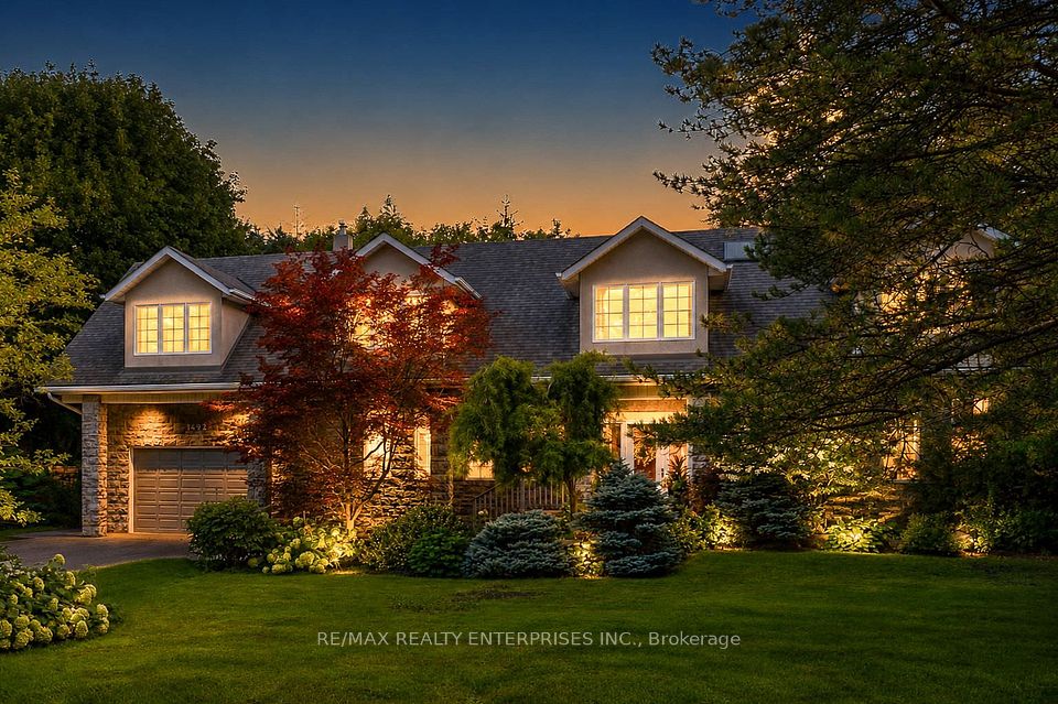 Detached at 1492 Broadmoor Avenue, Mississauga, ON L5G 3T8