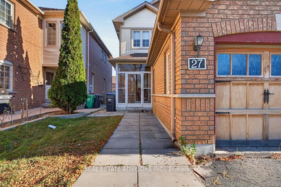27 Coachwhip Road, Brampton, ON L6R 1X9 25