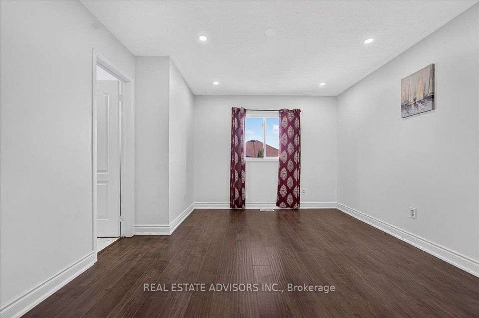27 Coachwhip Road, Brampton, ON L6R 1X9 8