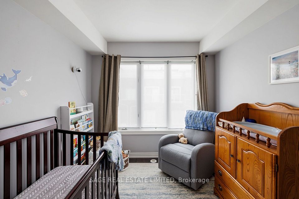 115 Long Branch Avenue 7, Toronto, ON M8W 0A9 21