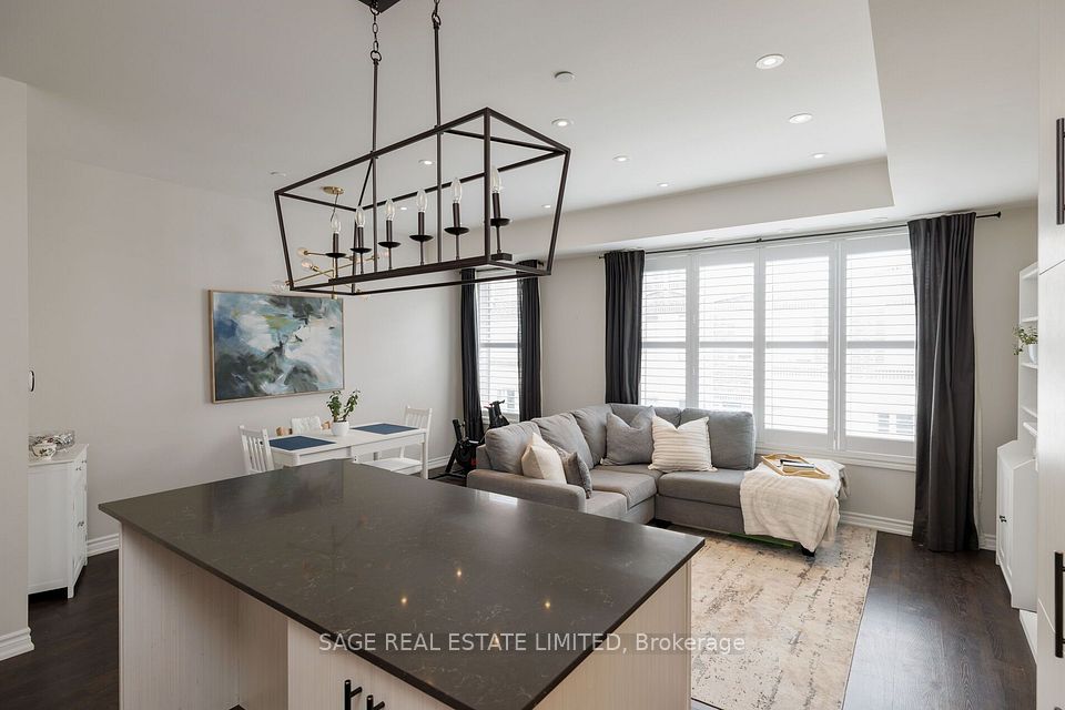 115 Long Branch Avenue 7, Toronto, ON M8W 0A9 10