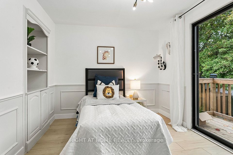818 Miriam Crescent, Burlington, ON L7S 2B9 19
