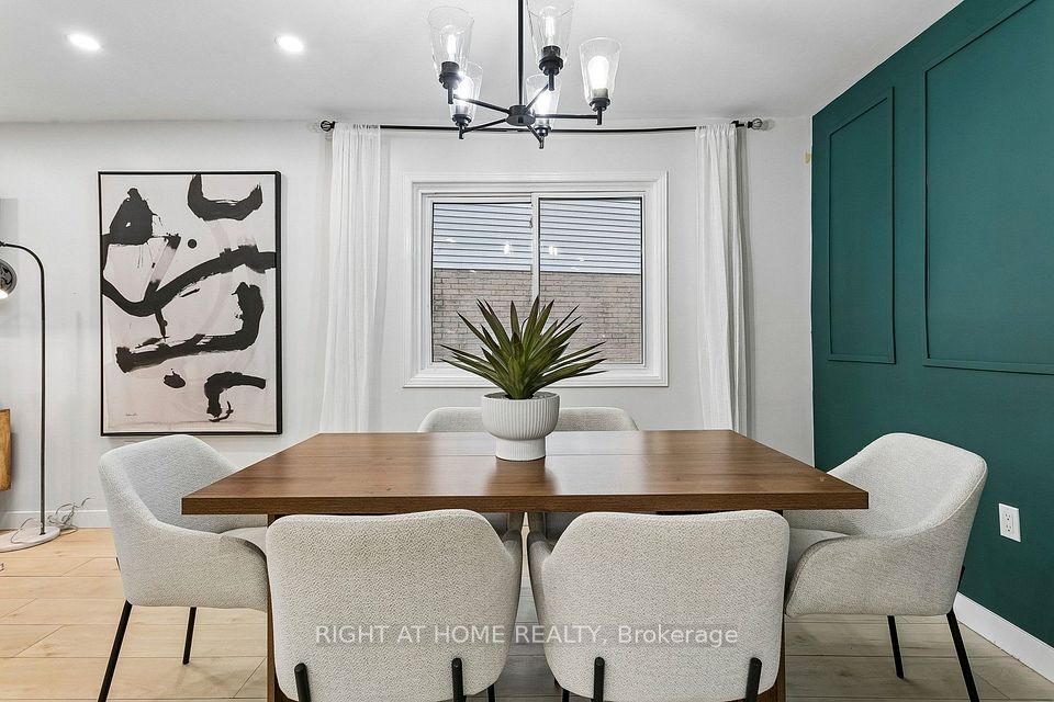 818 Miriam Crescent, Burlington, ON L7S 2B9 11