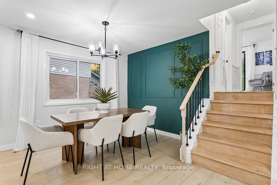 818 Miriam Crescent, Burlington, ON L7S 2B9 17
