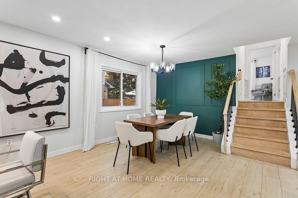 818 Miriam Crescent, Burlington, ON L7S 2B9 8