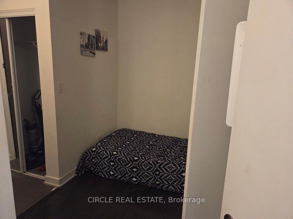 4099 Brickstone Mews N 906, Mississauga, ON L5B 0G2 8
