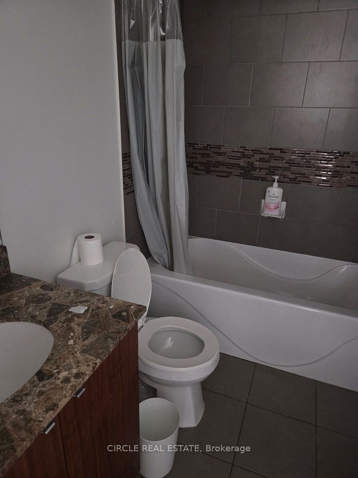 4099 Brickstone Mews N 906, Mississauga, ON L5B 0G2 10