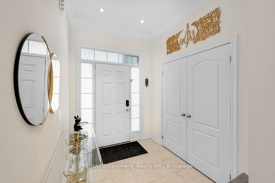 18 Autumn Arbour Road, Caledon, ON L7C 3T8 6