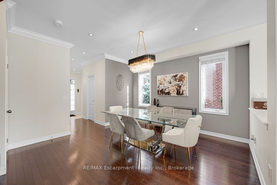 18 Autumn Arbour Road, Caledon, ON L7C 3T8 8